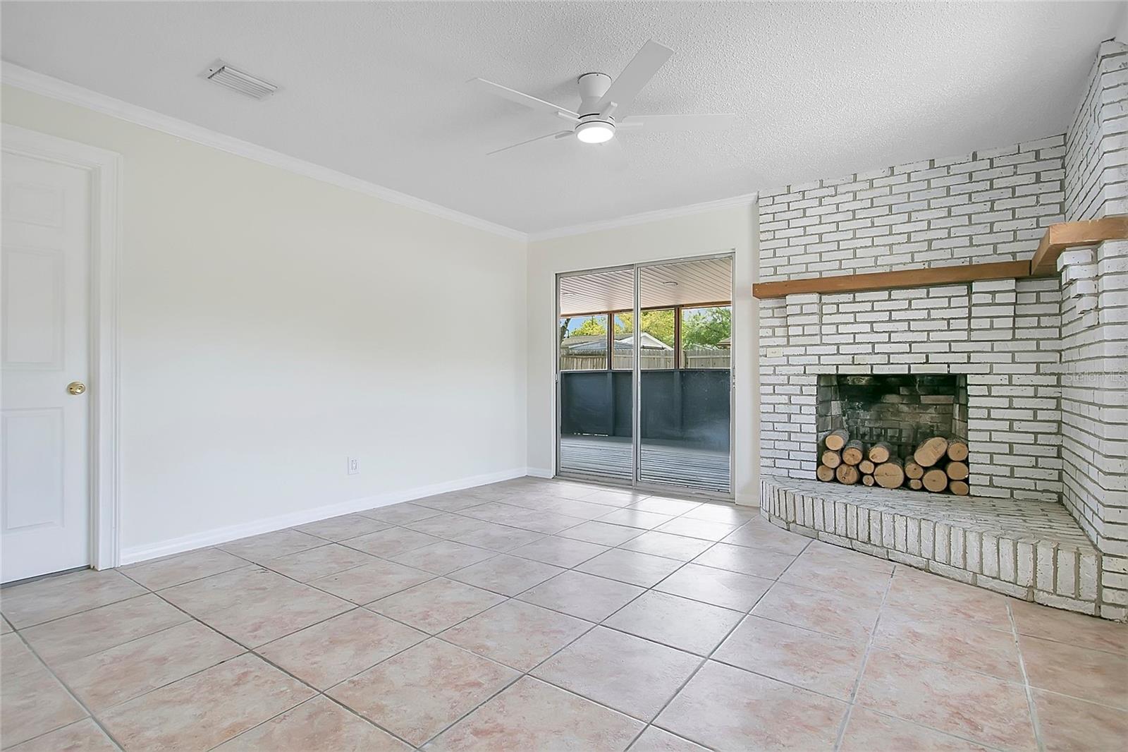 HEFTLER HOMES HOWELL PARK SEC ONE - Residential