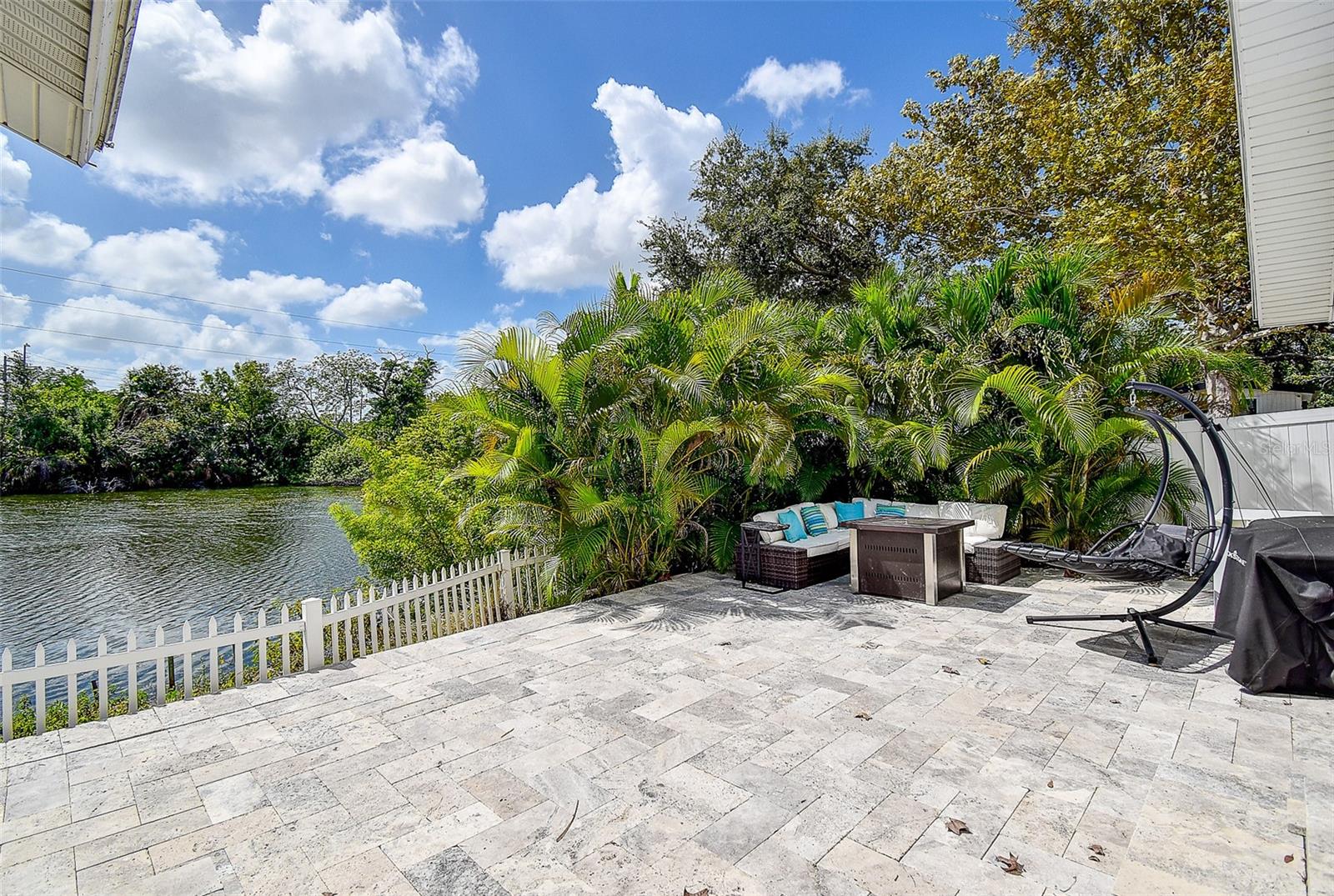 LAKE PEARL ESTATES - Residential