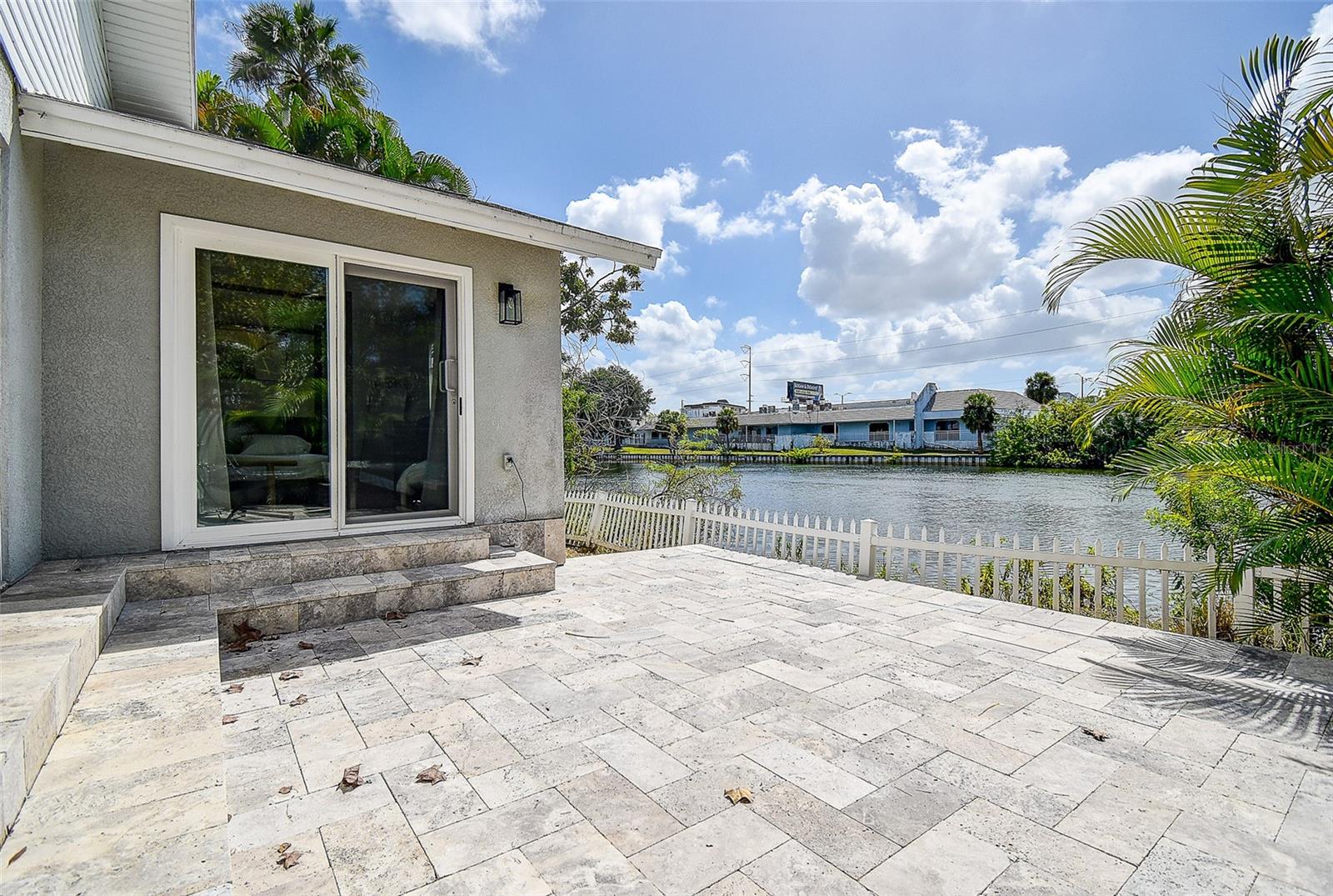 LAKE PEARL ESTATES - Residential