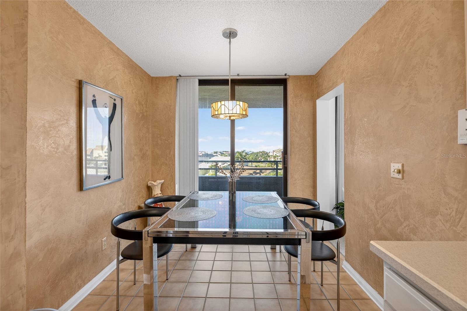 5950 PELICAN BAY PLAZA S 406