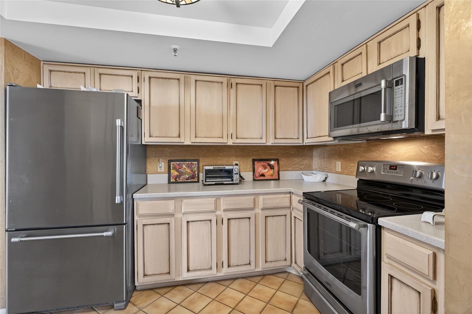 PELICAN BAY YACHT CLUB CONDO BLDG A - Residential