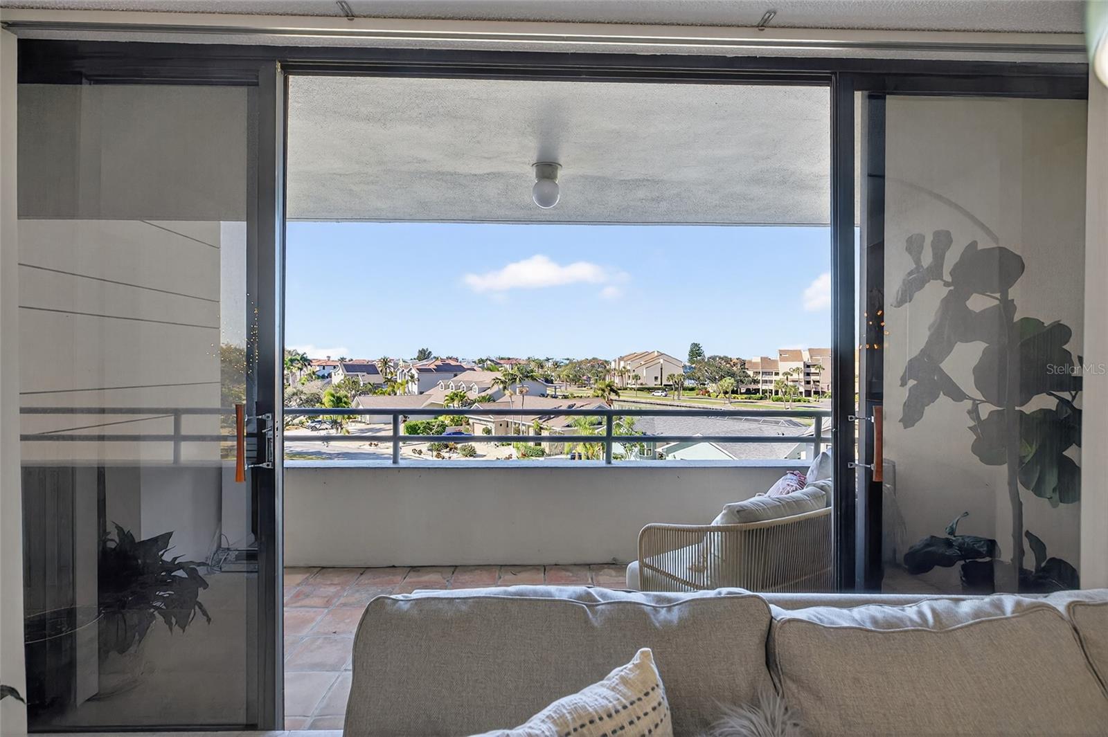 5950 PELICAN BAY PLAZA S 406