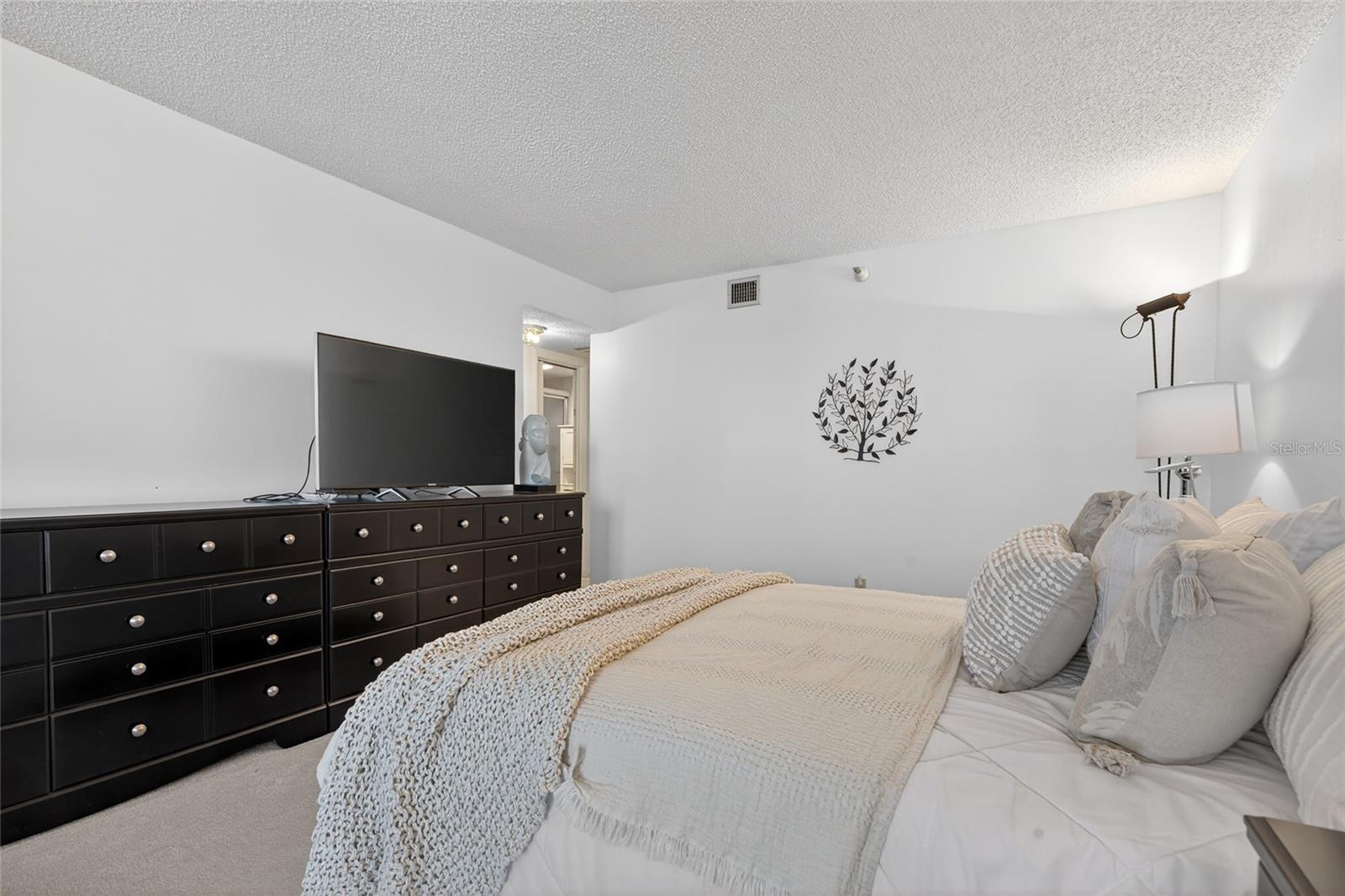 PELICAN BAY YACHT CLUB CONDO BLDG A - Residential