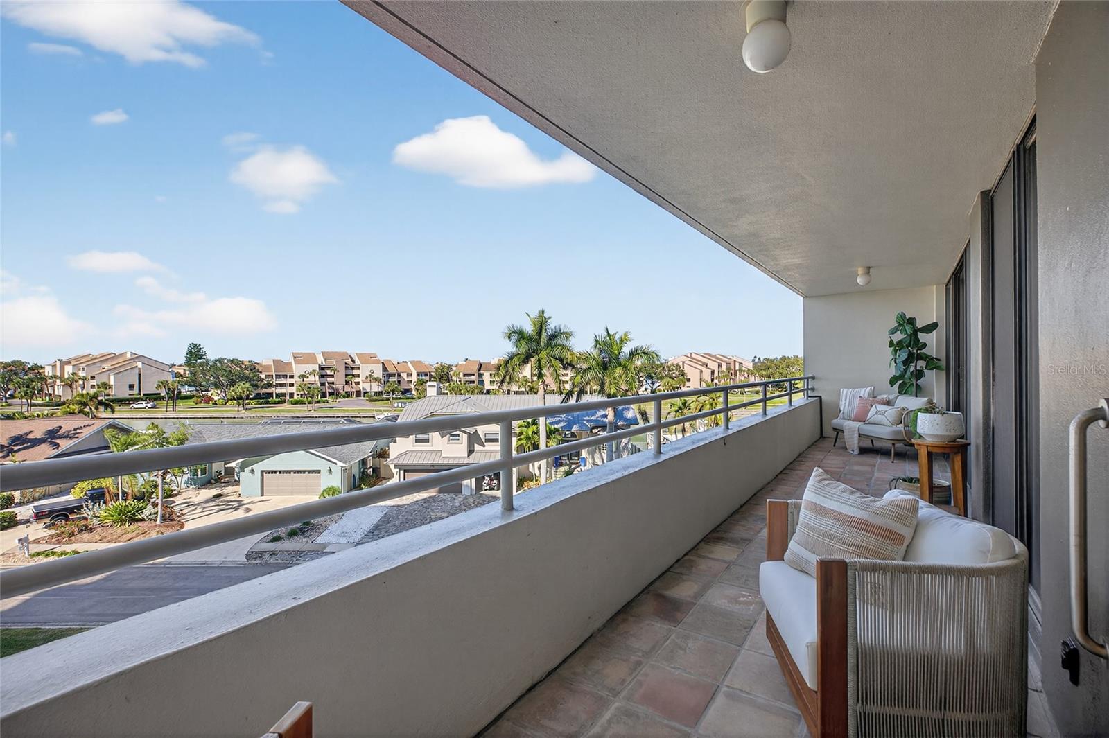 PELICAN BAY YACHT CLUB CONDO BLDG A - Residential