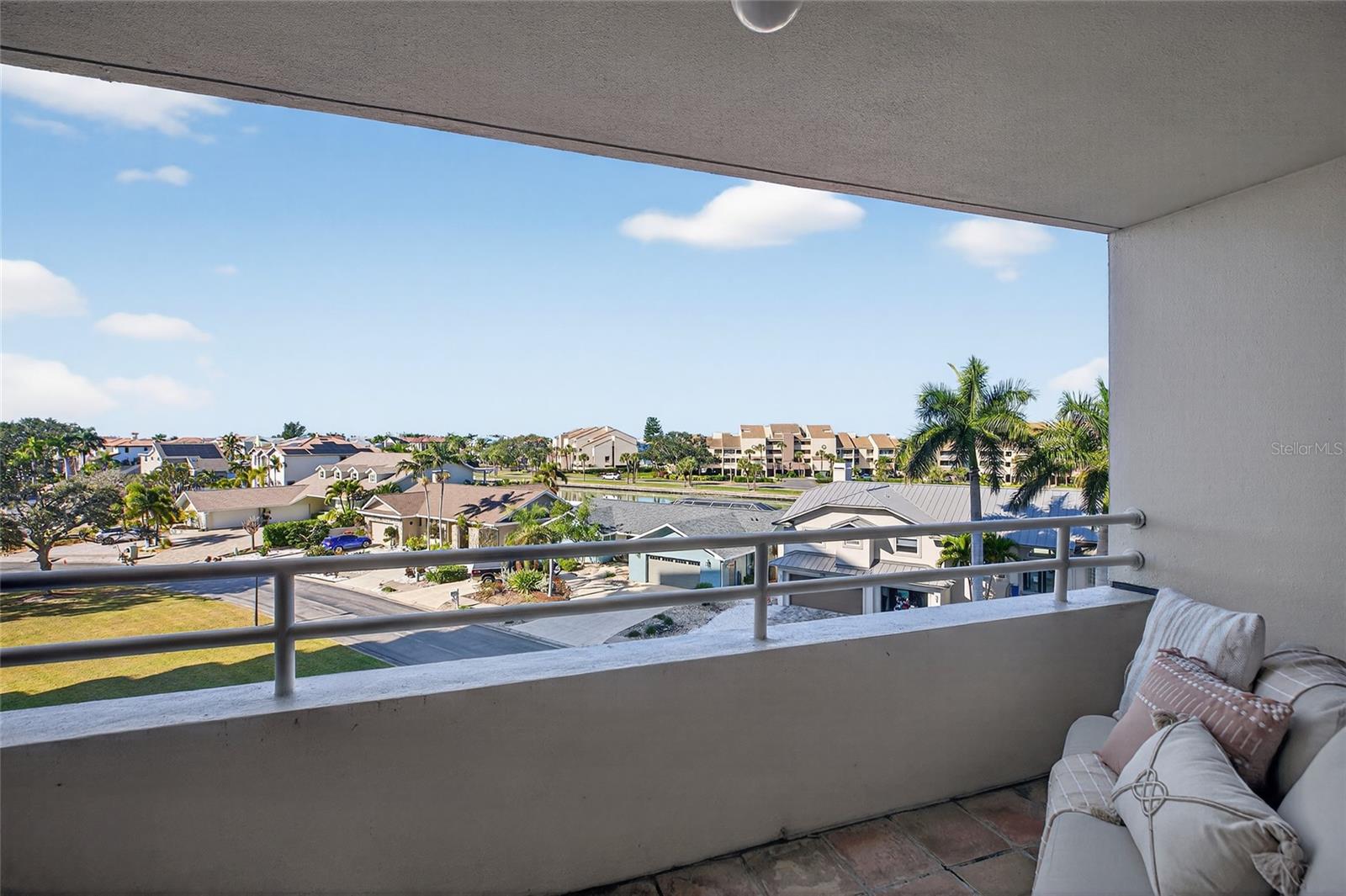 PELICAN BAY YACHT CLUB CONDO BLDG A - Residential