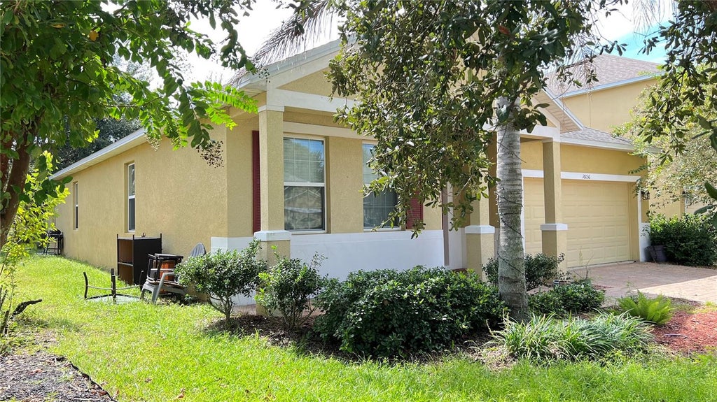 Photo of 16036 Yelloweyed Drive, Clermont, FL 34714 (MLS # S5158422)