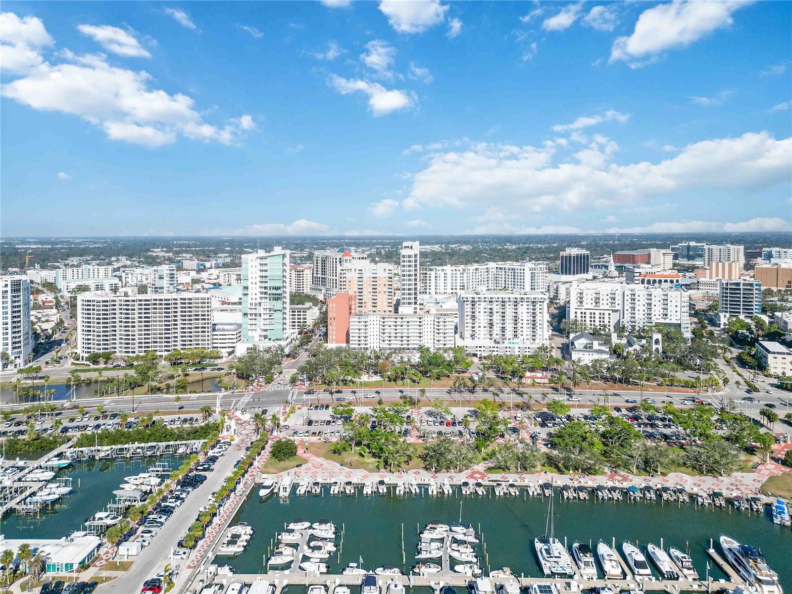 GULFSTREAM TOWERS - Residential