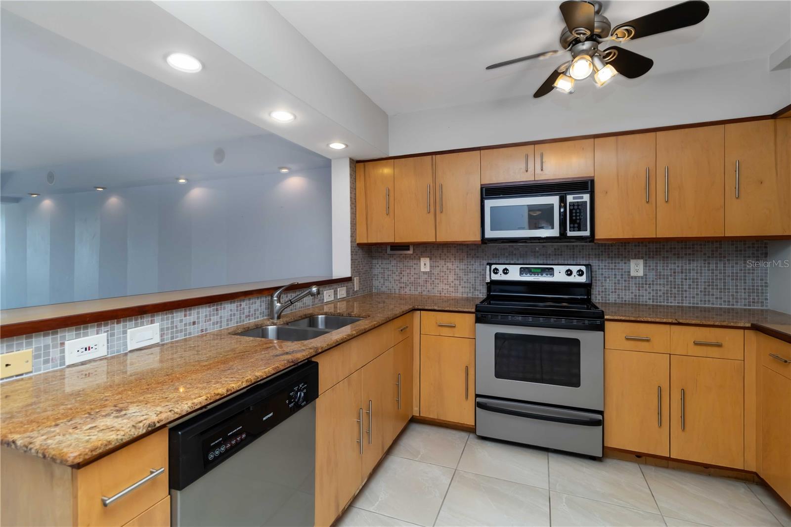 33 S GULFSTREAM AVENUE 502