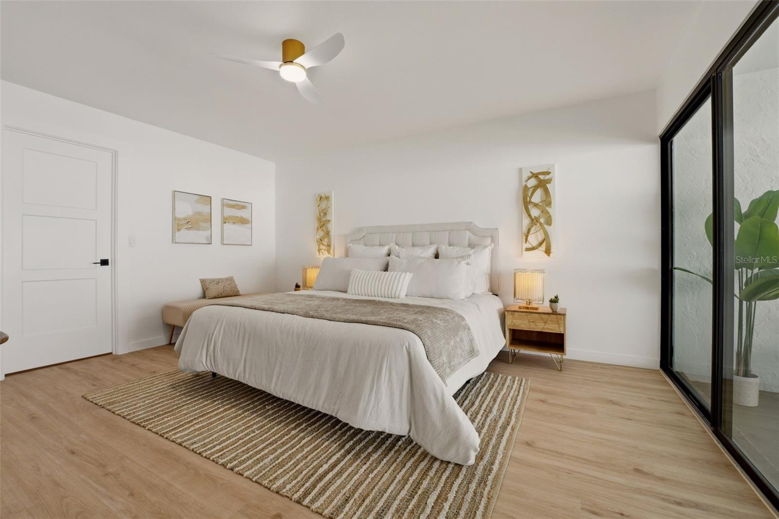 3692 GLEN OAKS MANOR DRIVE
