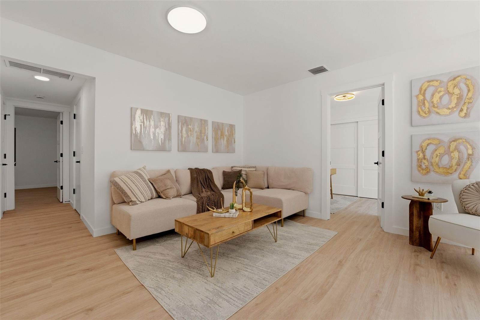 GLEN OAKS MANOR HOMES PH 2 - Residential