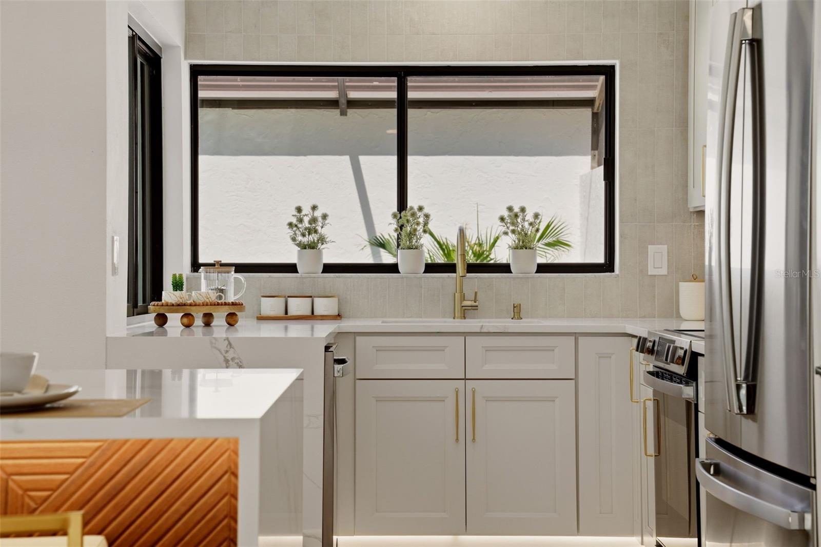 GLEN OAKS MANOR HOMES PH 2 - Residential