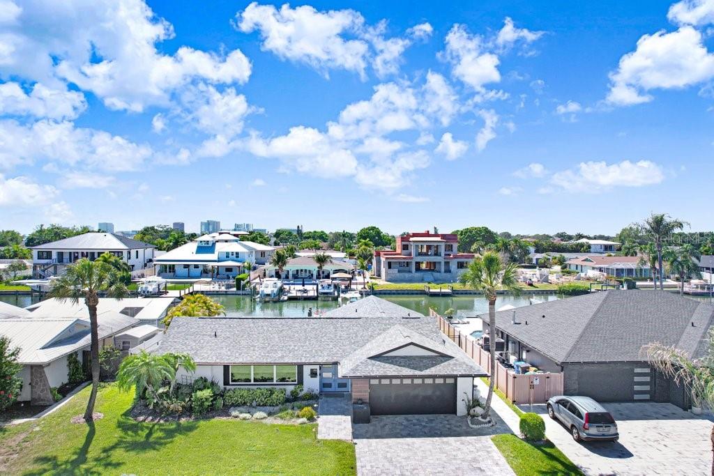 VENETIAN SHORES UNIT 1 - Residential