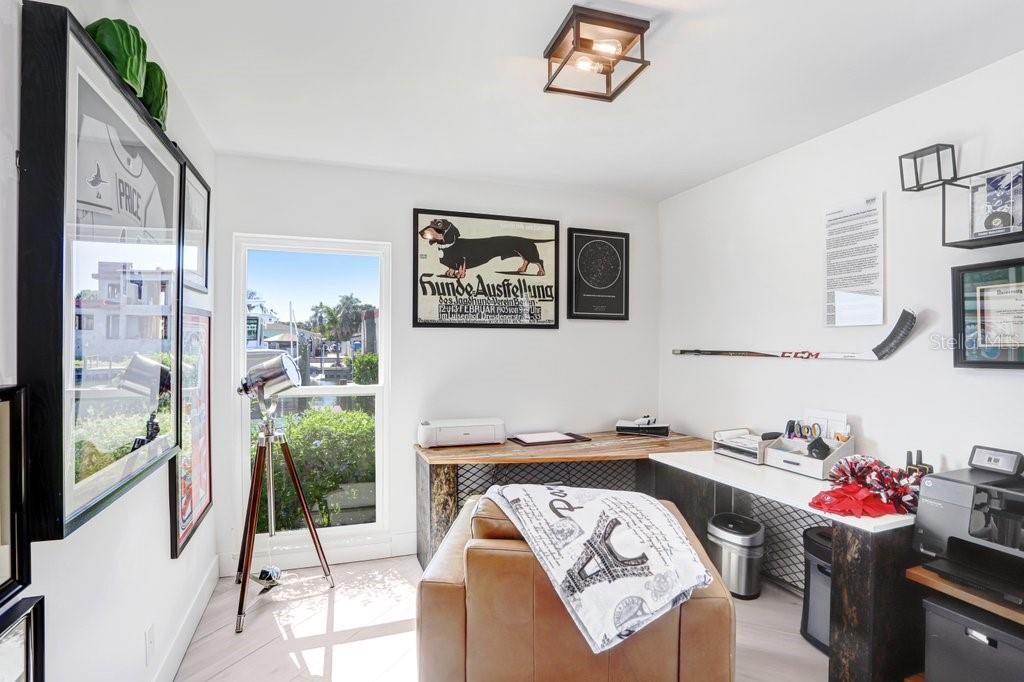 VENETIAN SHORES UNIT 1 - Residential