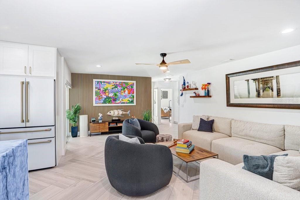 VENETIAN SHORES UNIT 1 - Residential