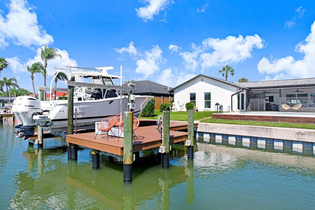 VENETIAN SHORES UNIT 1 - Residential