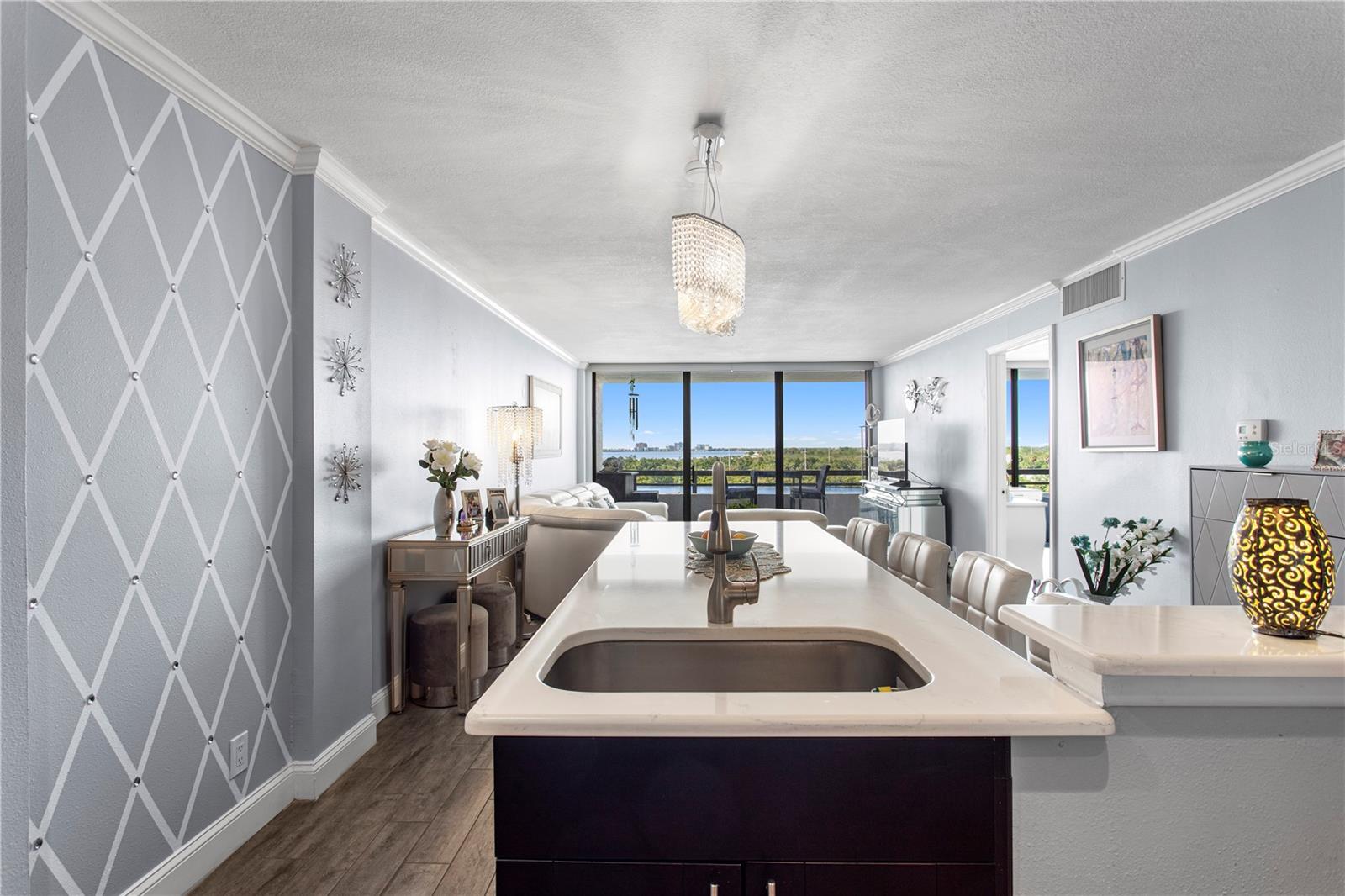 MARINER CONDO APTS - Residential