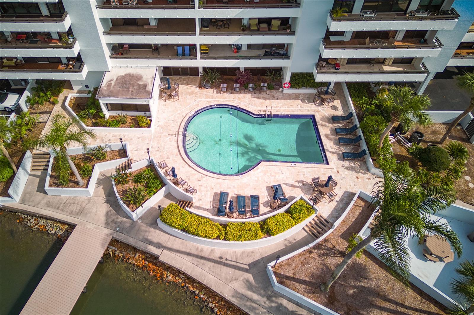 MARINER CONDO APTS - Residential