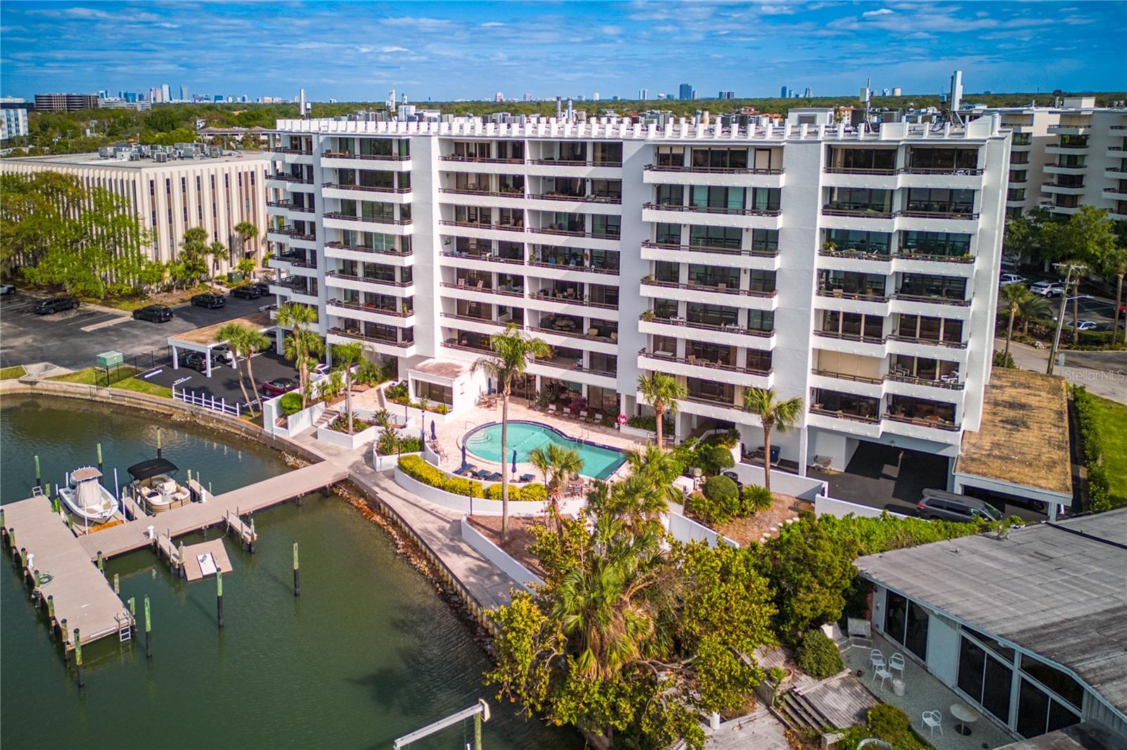 MARINER CONDO APTS - Residential