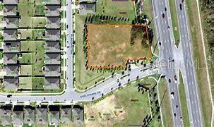 45990 Highway 27, Davenport, FL 33897
This site is located just north of Interstate 4 in Davenport, Florida. It's also within Polk County, one of the fastest growing counties in the nation. Major features of this site include frontage on Highway 27 and exposure to over 57,000 cars/day. It's location along Highway 27 also allows for the end user to have immediate access to major thoroughfares that allow for transportation across the entire state.