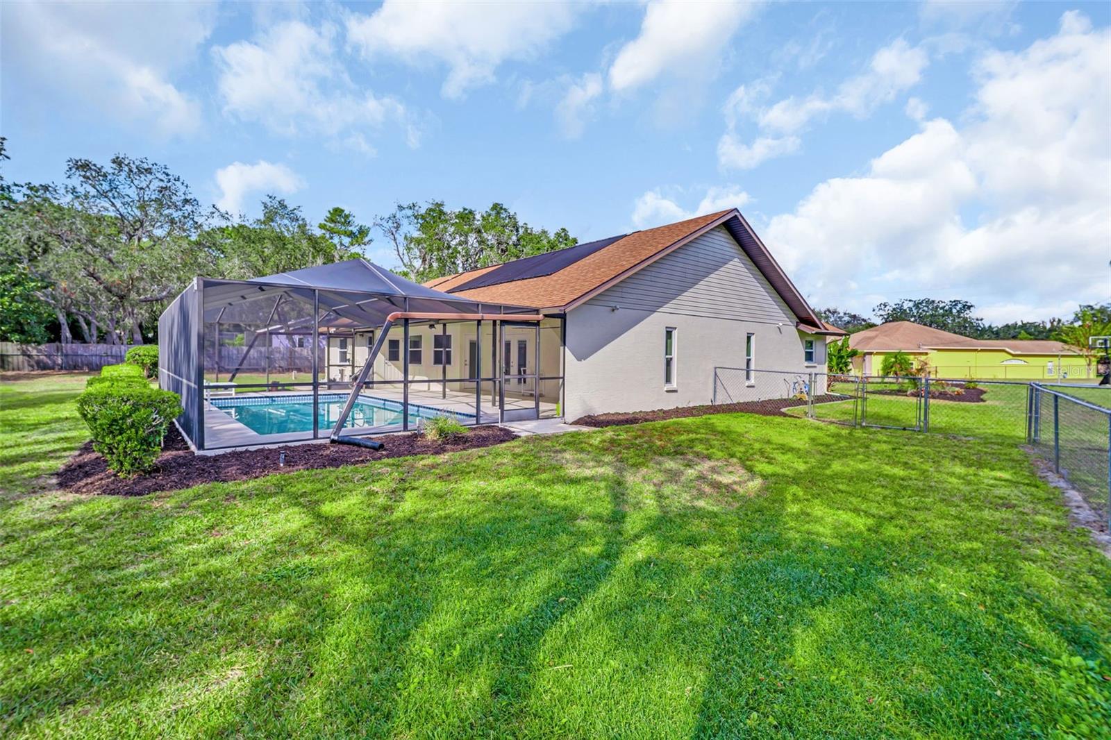 SPRING HILL - Residential