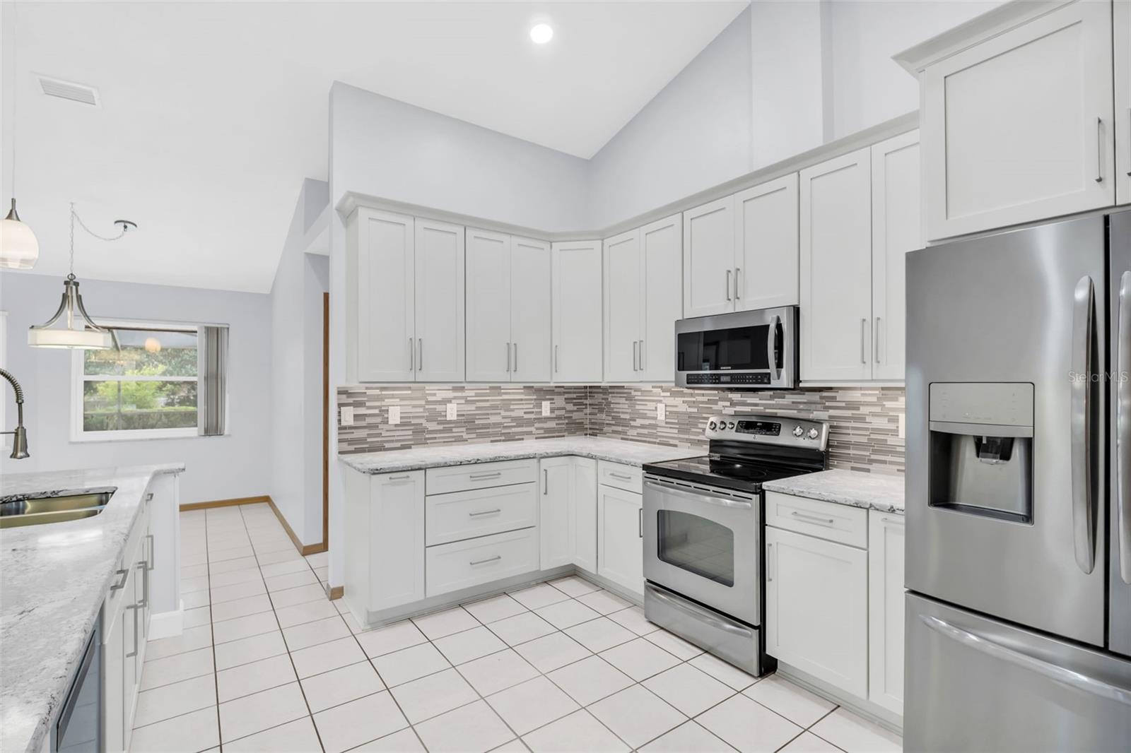 SPRING HILL - Residential