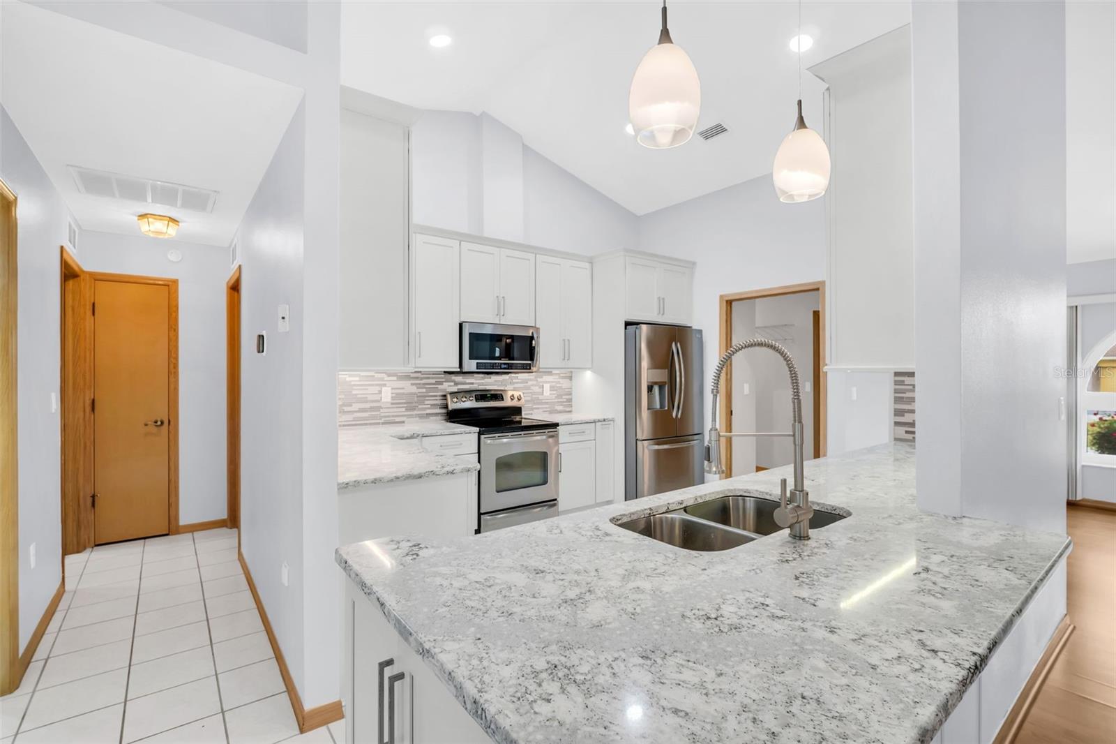 SPRING HILL - Residential