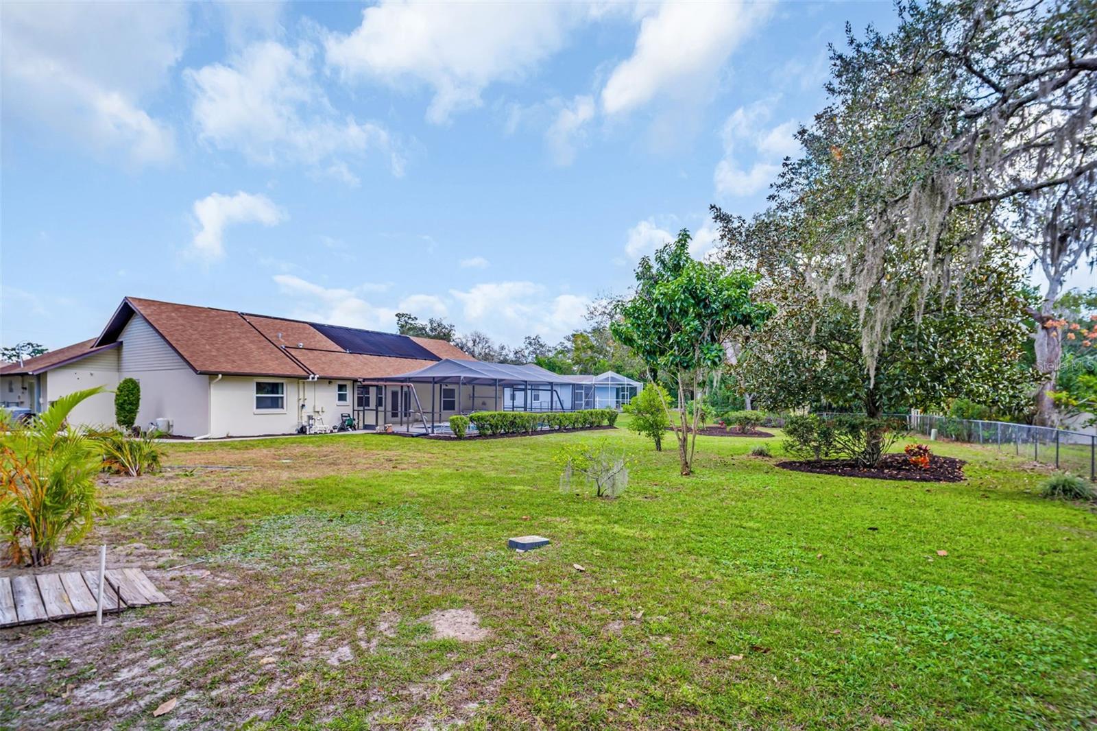 SPRING HILL - Residential