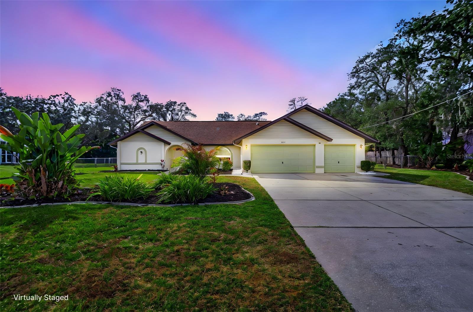 SPRING HILL - Residential