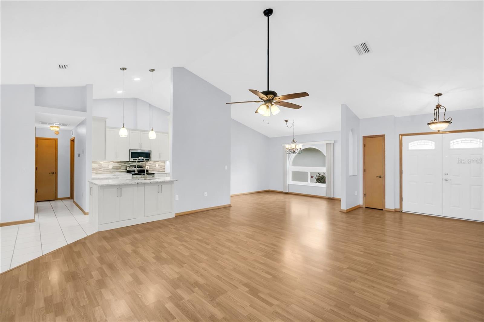 SPRING HILL - Residential