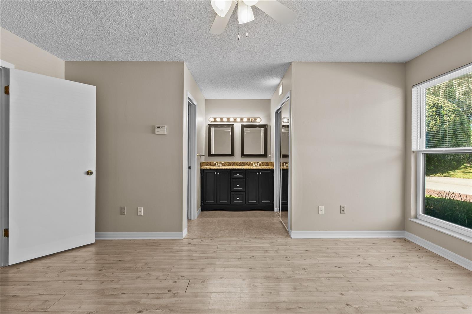 FEATHER EDGE A CONDO - Residential