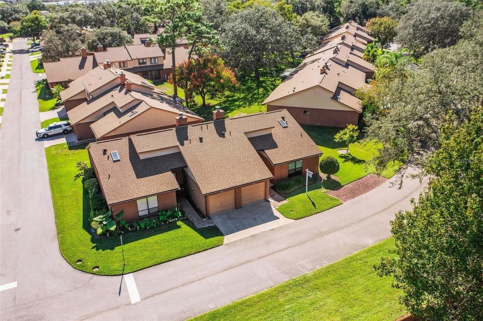 FEATHER EDGE A CONDO - Residential