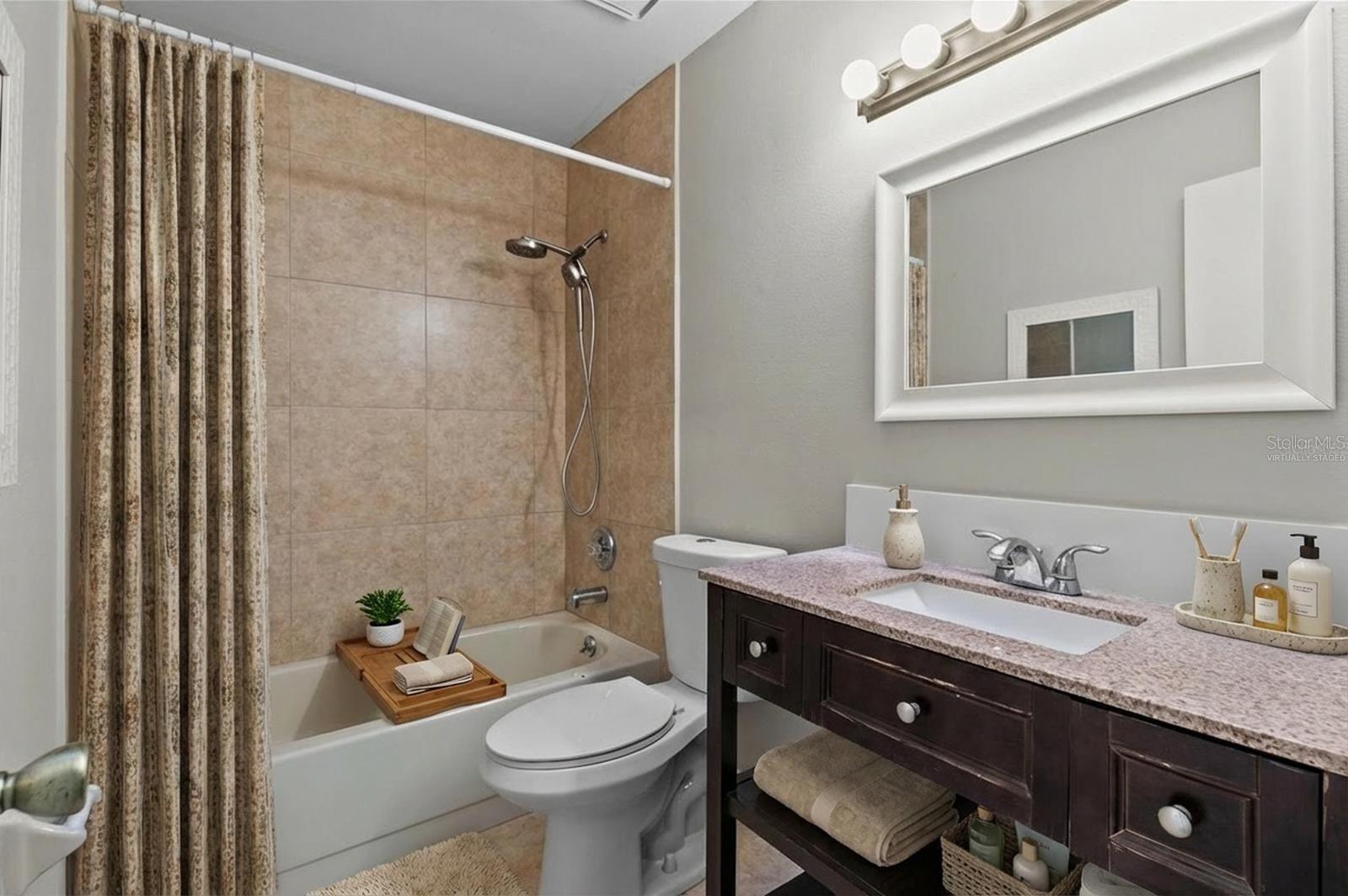 FEATHER EDGE A CONDO - Residential