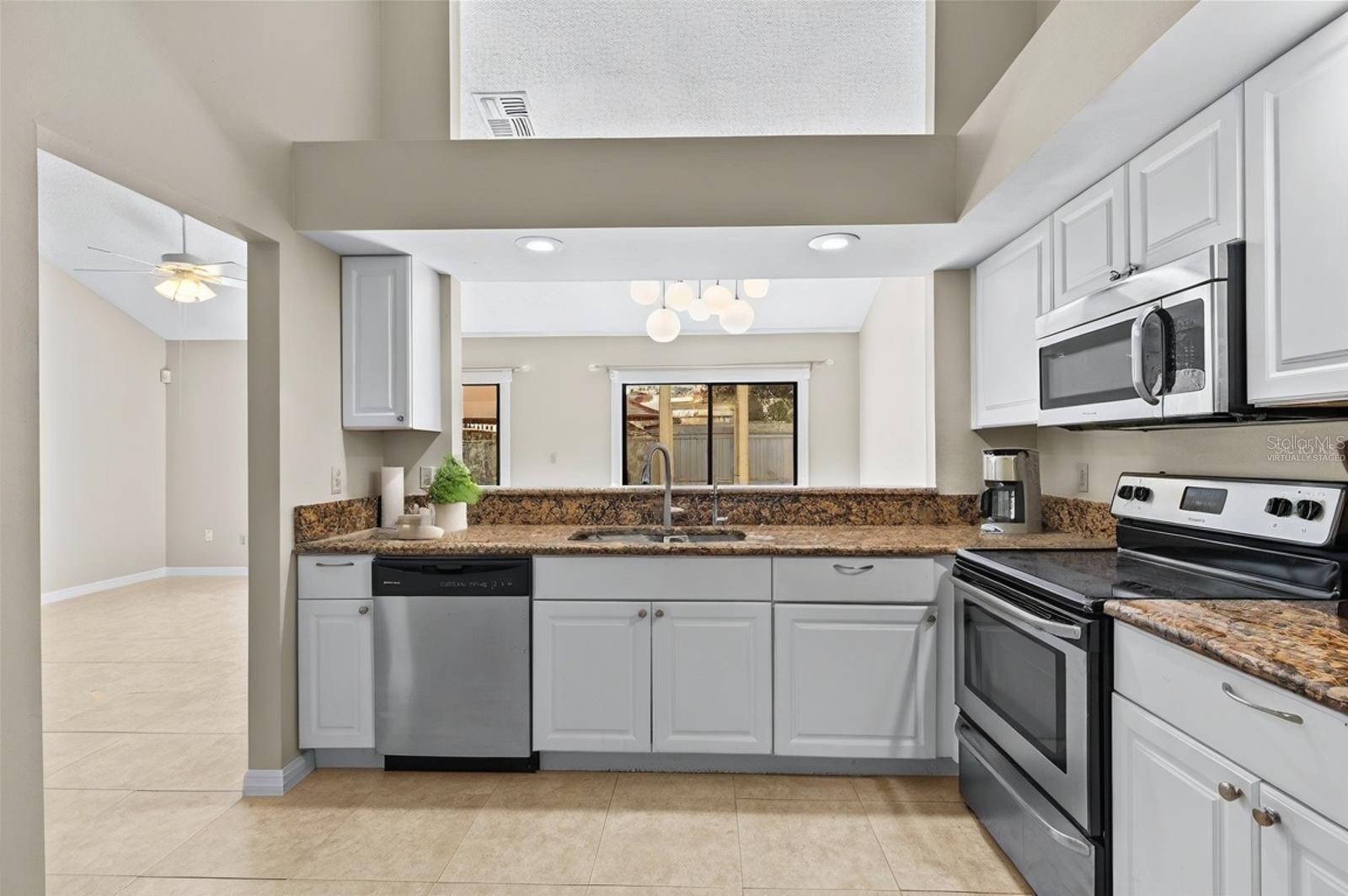 FEATHER EDGE A CONDO - Residential