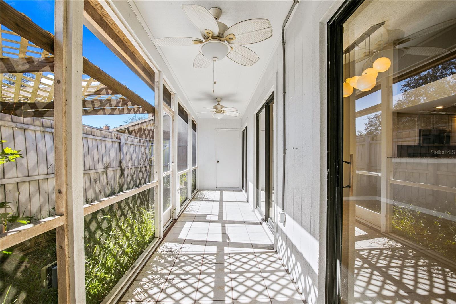 FEATHER EDGE A CONDO - Residential