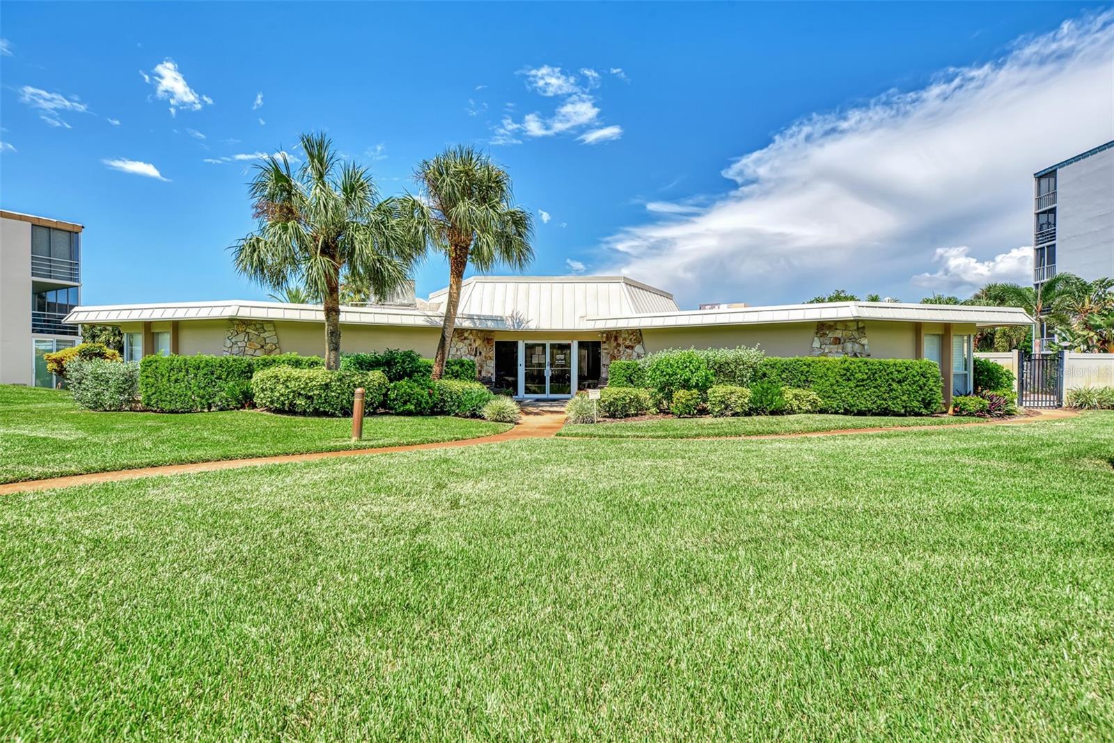 IRONWOOD FIFTEENTH - Residential