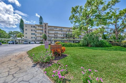 Photo of 4460 Ironwood Circle #102A, Bradenton, FL 34209 (MLS # A4690655)