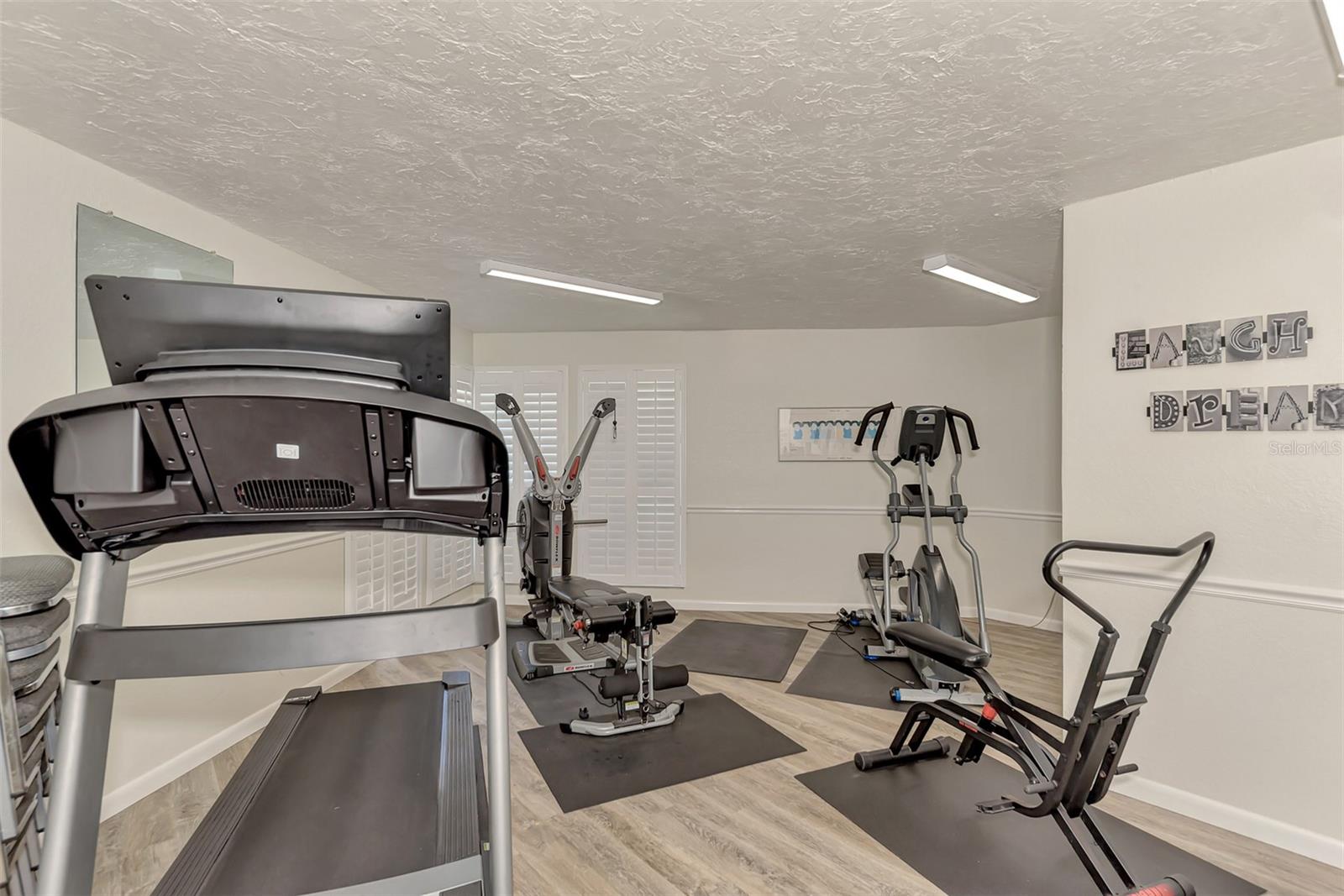 IRONWOOD FIFTEENTH - Residential