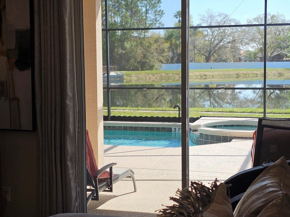 SEASONS - Residential