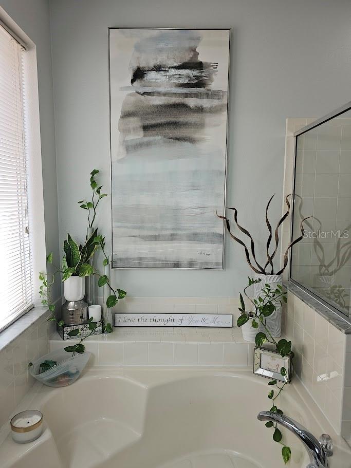 SEASONS - Residential