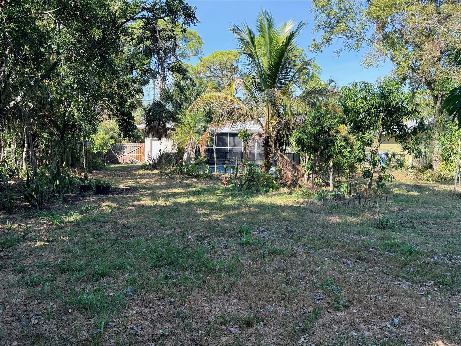 LAKEWOOD ESTATES SEC A - Residential Lease