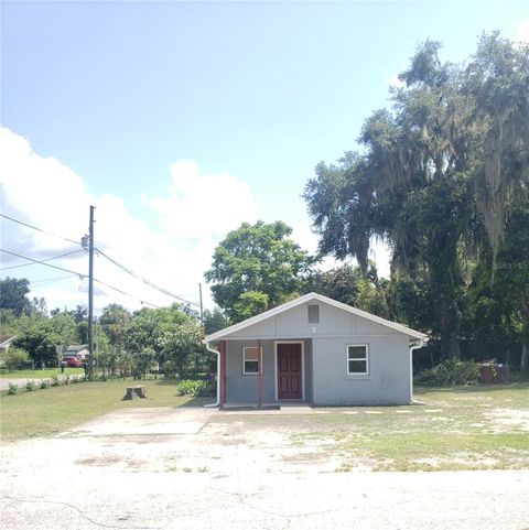 Photo of 2 Lenox Court, Deland, FL 32720 (MLS # O6342811)
