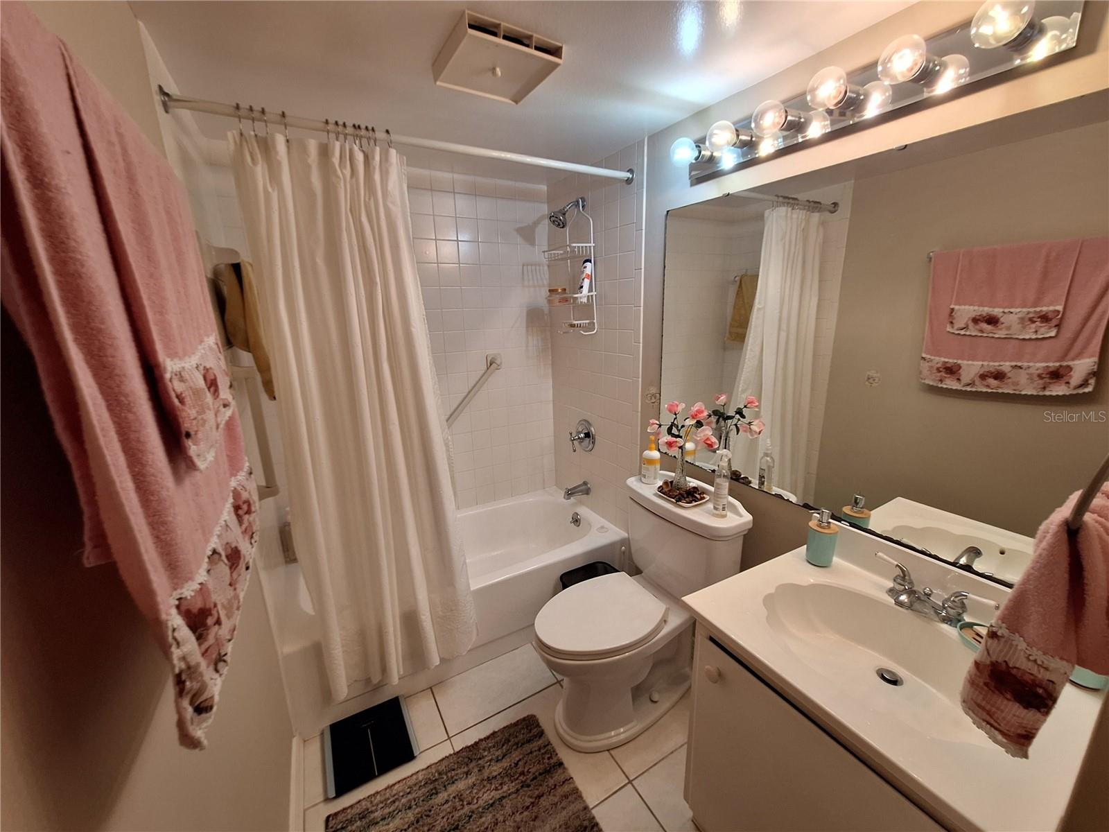 PELICAN COVE XVI - Residential Lease