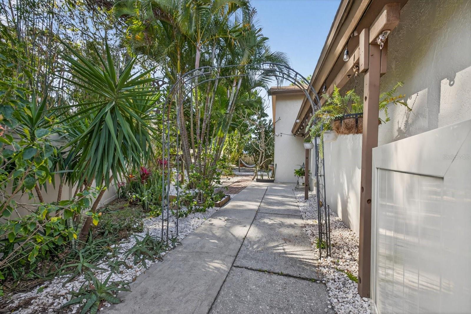 PHILIPPE BAY - Residential