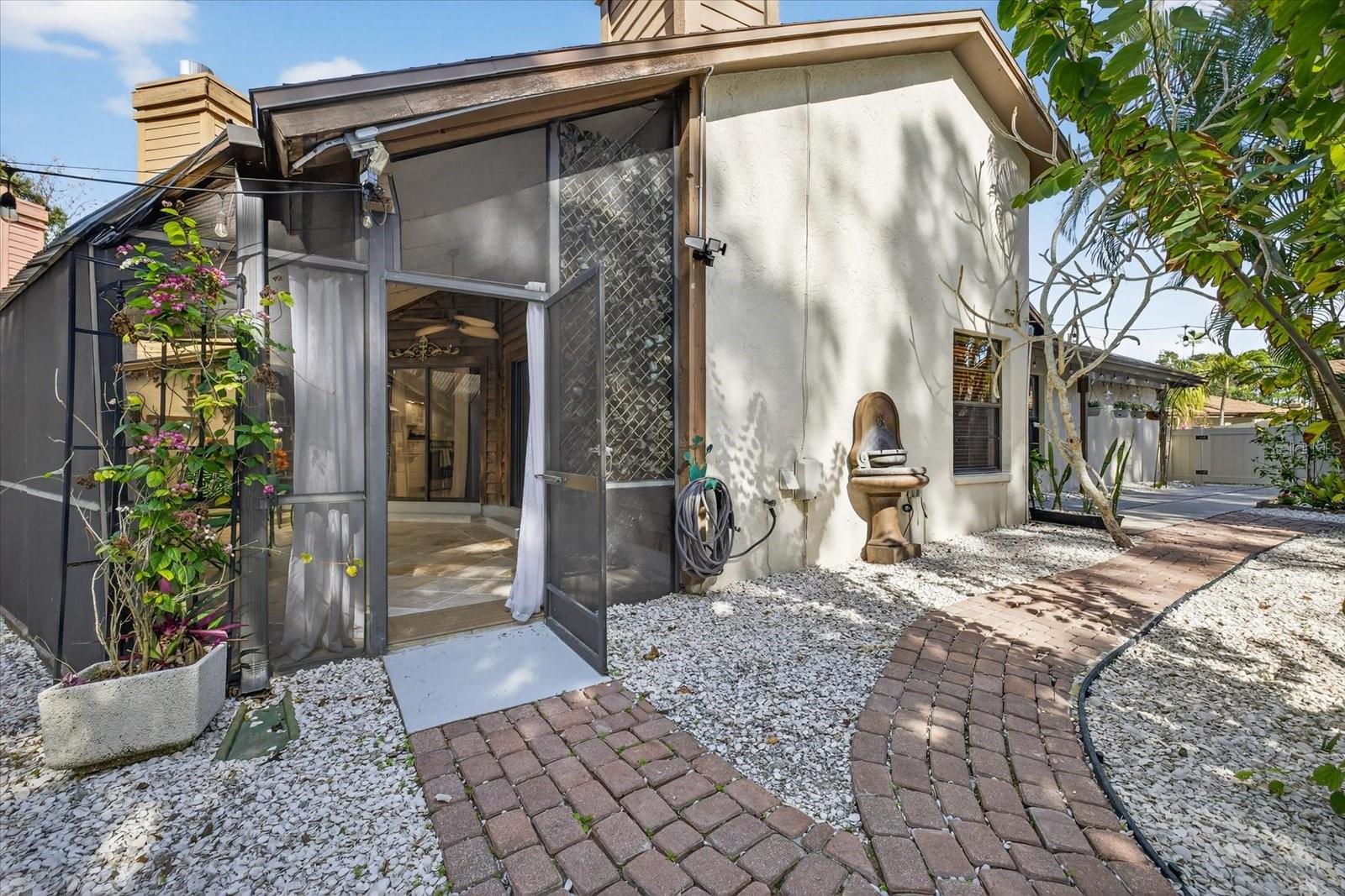 PHILIPPE BAY - Residential