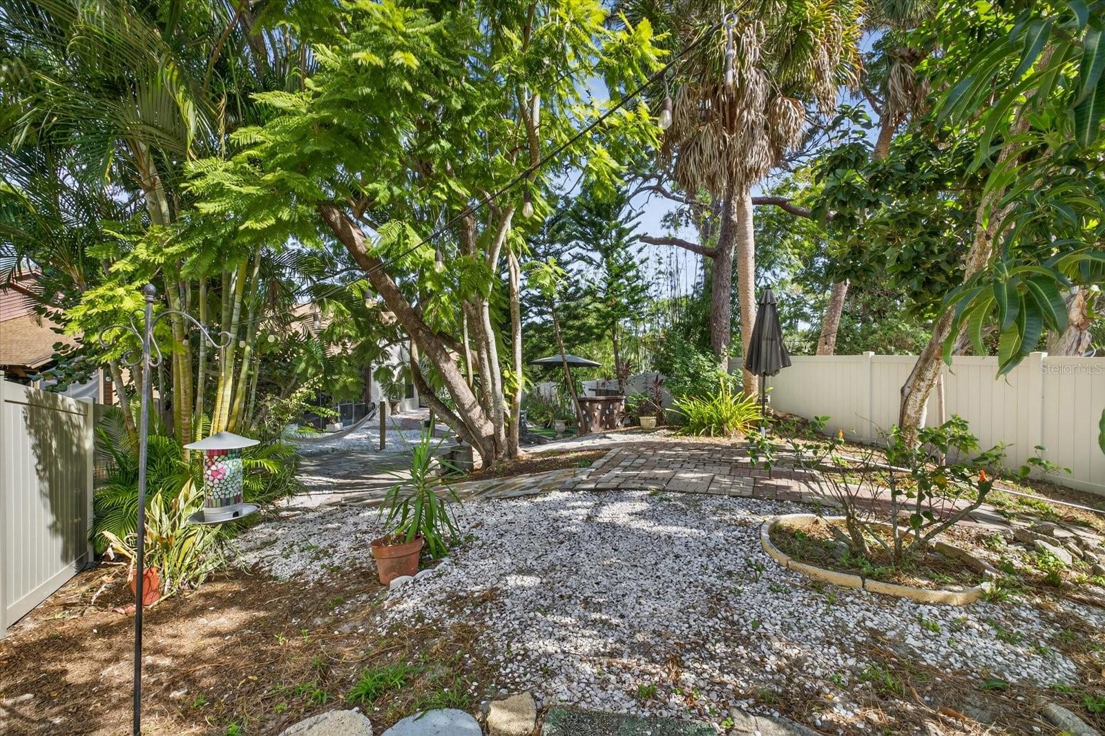 PHILIPPE BAY - Residential