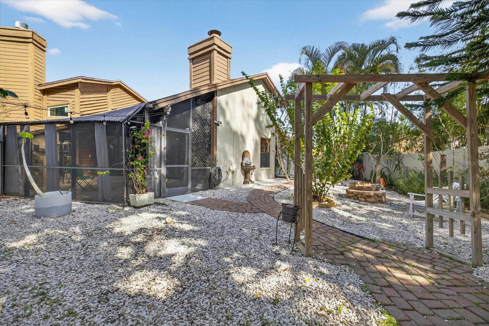 PHILIPPE BAY - Residential