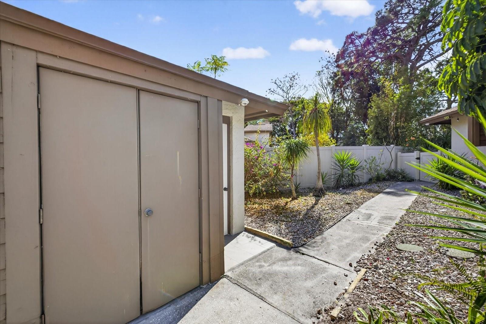 PHILIPPE BAY - Residential