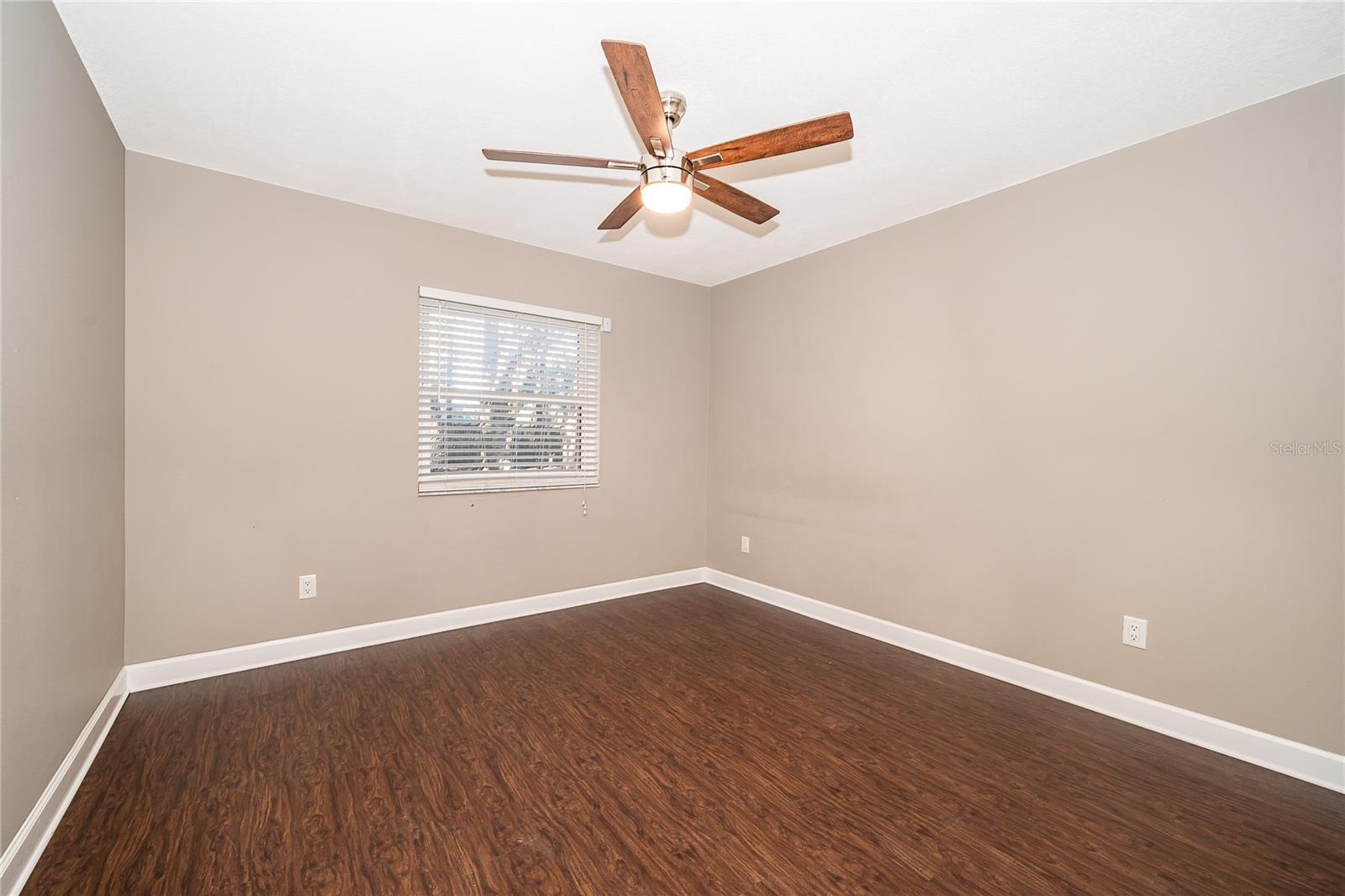 HOWELL HARBOR ESTATES - Residential