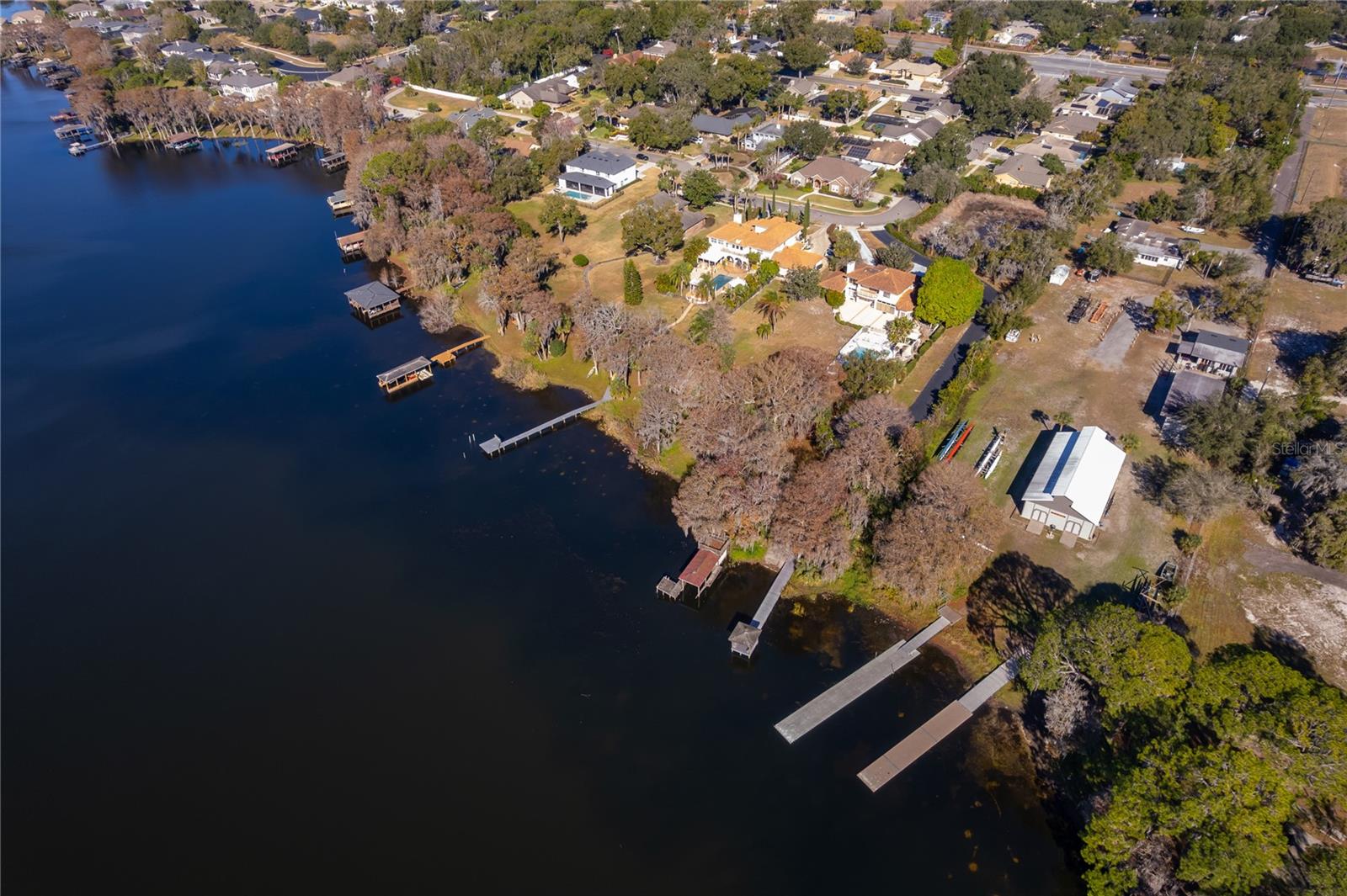 HOWELL HARBOR ESTATES - Residential