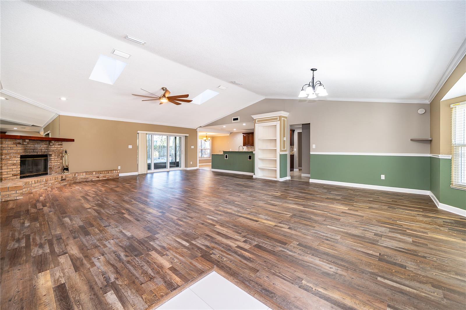 HOWELL HARBOR ESTATES - Residential